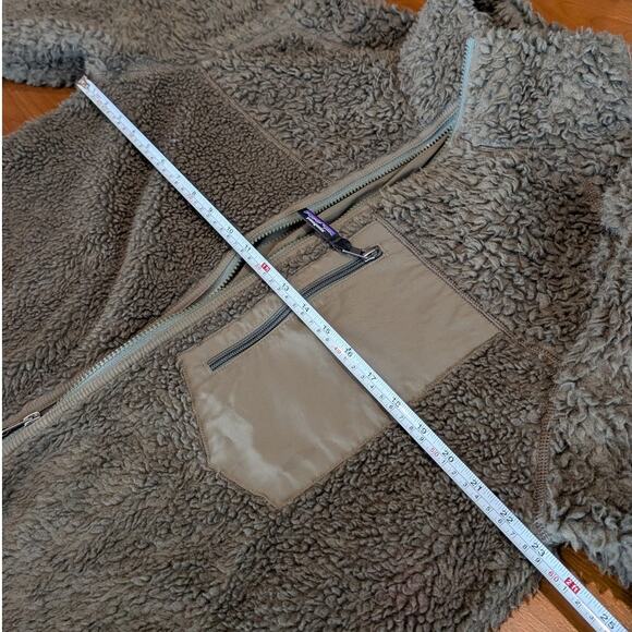 Patagonia Olive Classic Retro-X® Fleece Full Zip Jacket, size L - Picture 6 of 9